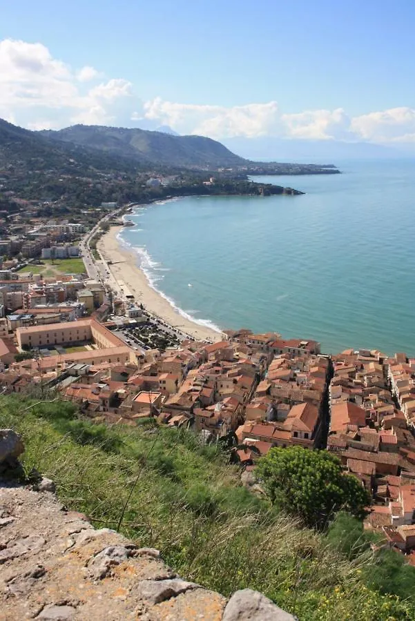 Al 199 Gioeni Lägenhet Cefalù